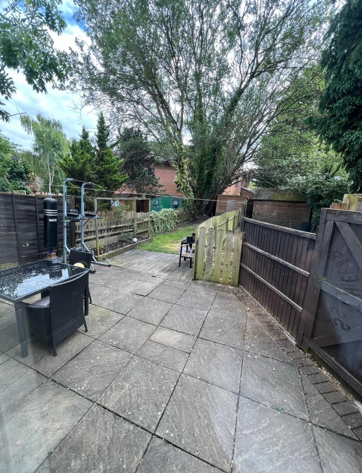 20Mins To Bakerst, Harry Potter & Wembley Stadium! Apartamento Northwood  Exterior foto