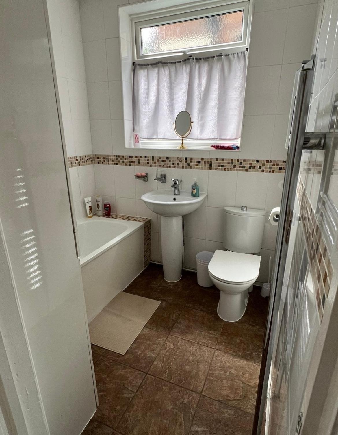 20Mins To Bakerst, Harry Potter & Wembley Stadium! Apartamento Northwood  Exterior foto